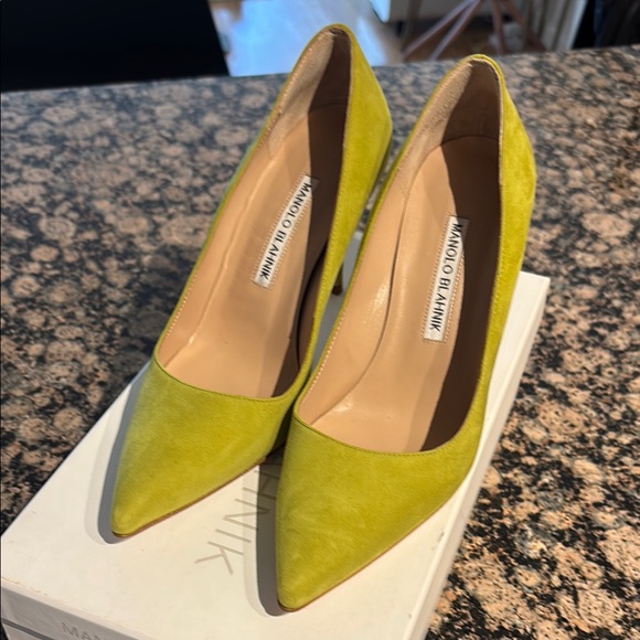 Manolo Blahnik Shoes - Manolo Blahnik Lime Green Suede Pumps